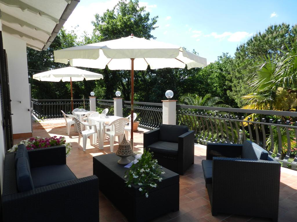 B&B Villa Maria Terni Eksteriør billede